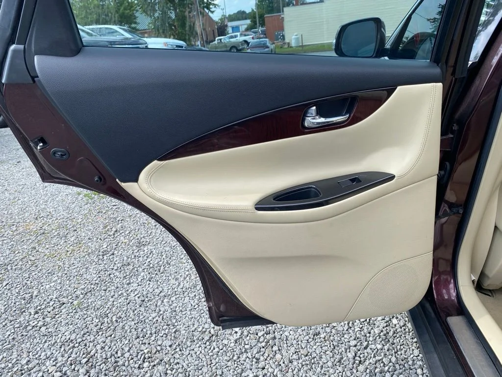 2016 INFINITI QX50 Base - Photo 17