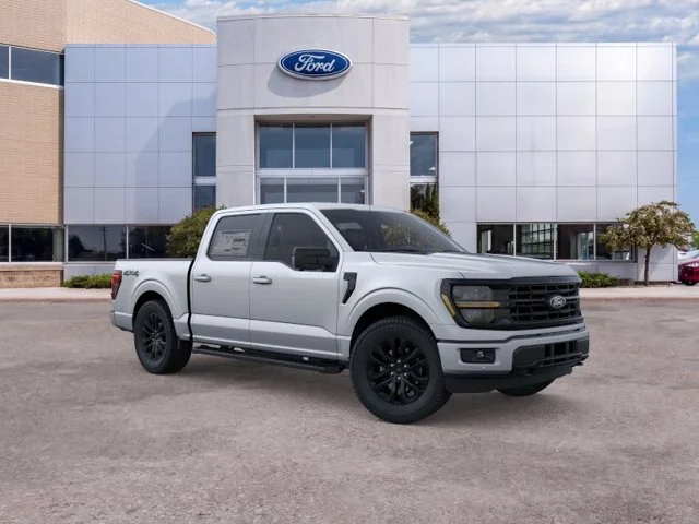 New 2026 Silver Metallic Ford XLT image 7