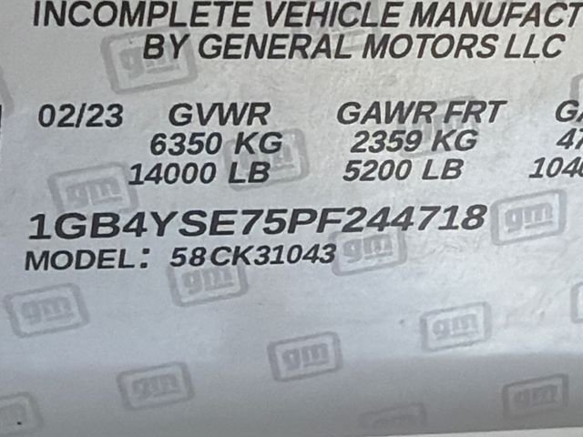 Used 2023 White Chevrolet Work Truck image 27