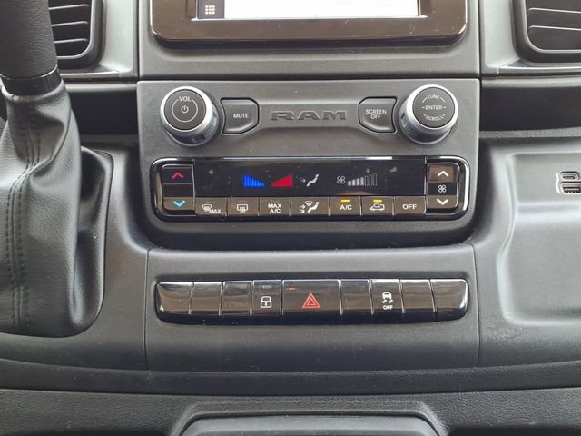 Used 2025  Ram Tradesman image 18