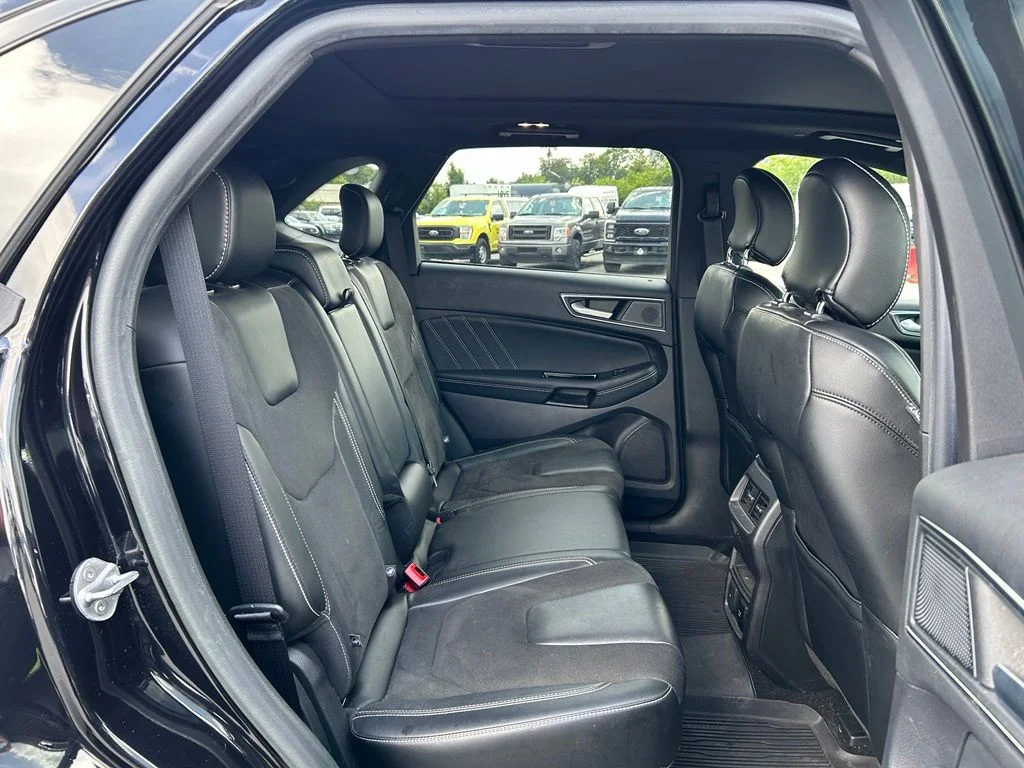 Used 2019 Black Metallic Ford ST image 25