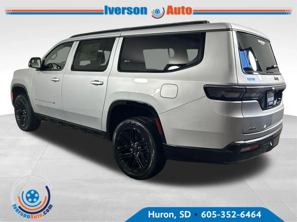 New 2026 Silver Zynith Jeep Limited Reserve image 7