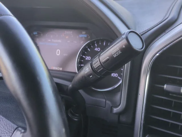 Used 2022 Blue Ford Platinum image 27