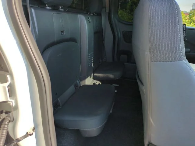 Used 2022 White Nissan SV image 30