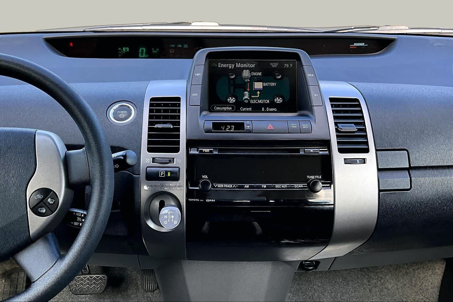Used 2008 Classic Silver Metallic Toyota  image 6