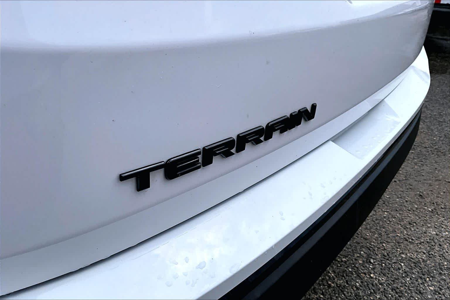 Used 2021 Summit White GMC SLT image 10