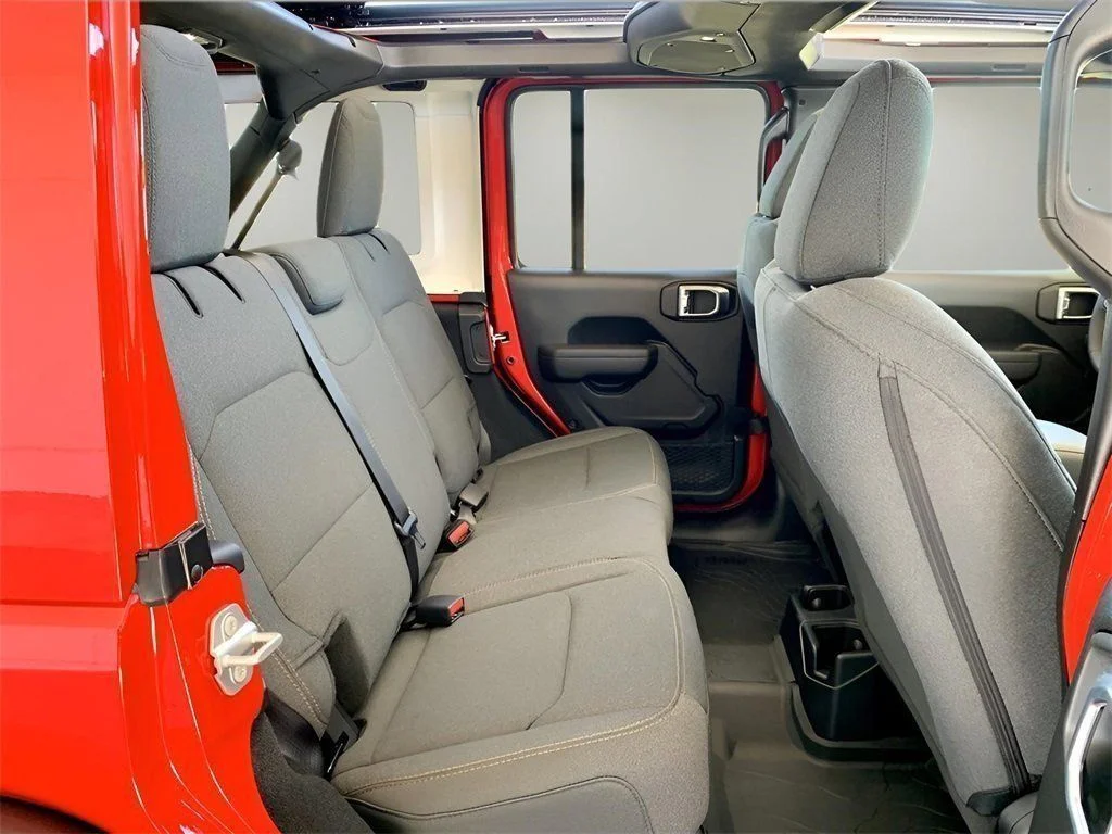2026 Jeep Wrangler 4-Door Willys - Photo 25