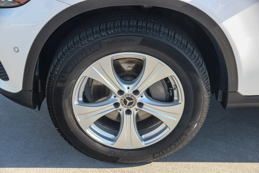 Used 2018 White Mercedes-Benz GLC 300 image 10