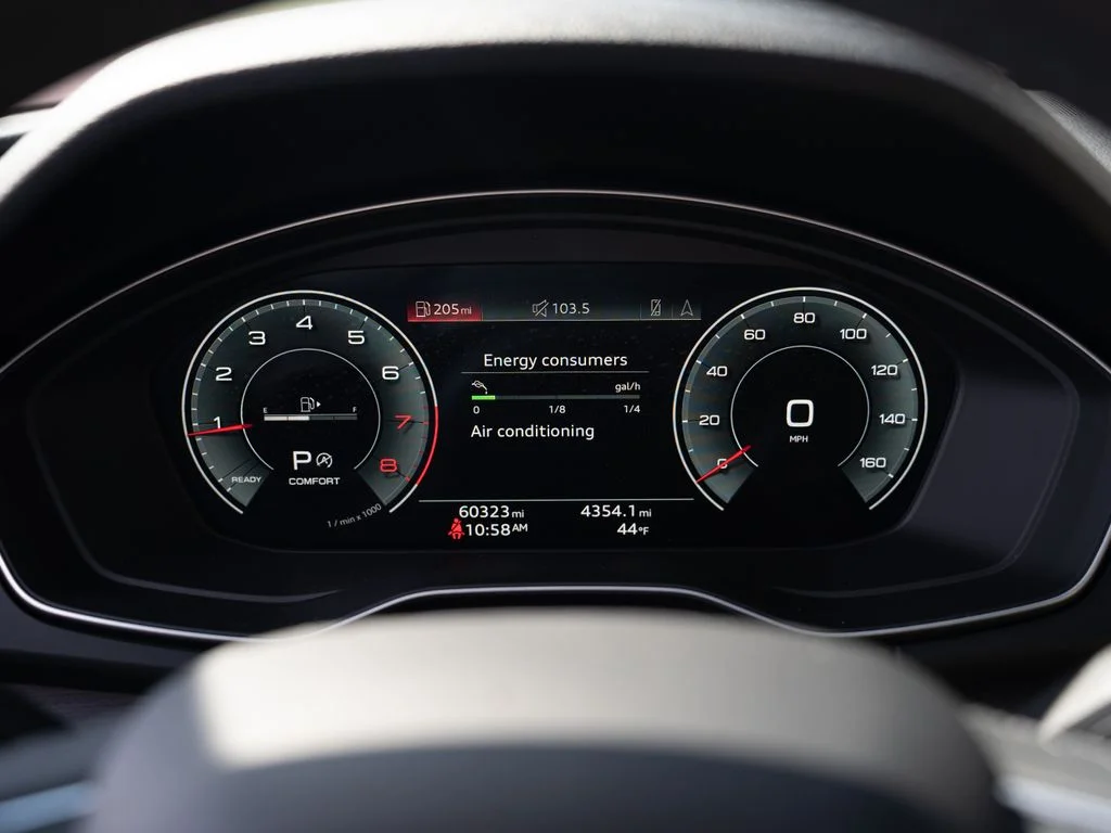 Used 2023  Audi  image 24