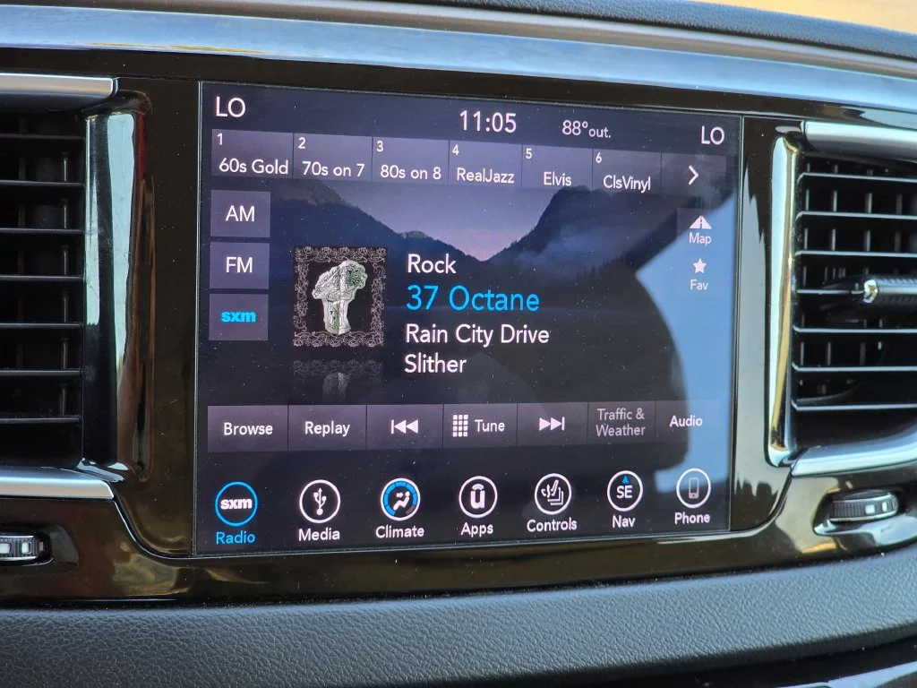 Used 2018 Blue Chrysler Touring L Plus image 40