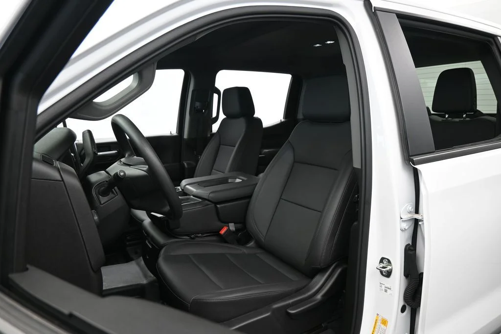 Used 2026 Summit White Chevrolet WT image 10