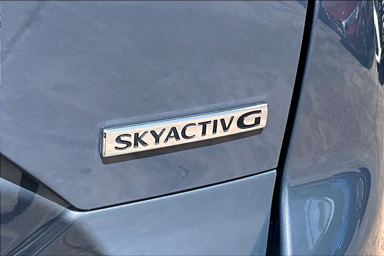 Used 2021 Polymetal Gray Mazda Carbon Edition image 10
