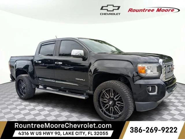 2020 GMC Canyon 4WD Denali Crew Cab Short Box's photo