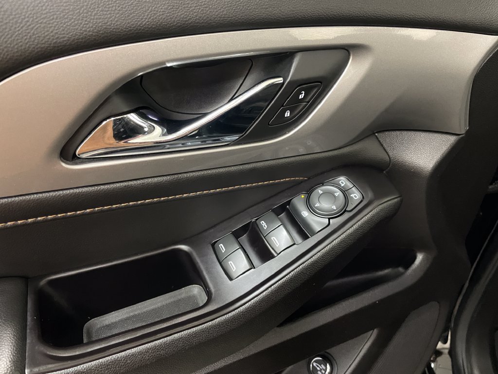 Certified Used 2019 MOSAIC BLACK METALLIC Chevrolet LT Cloth image 24