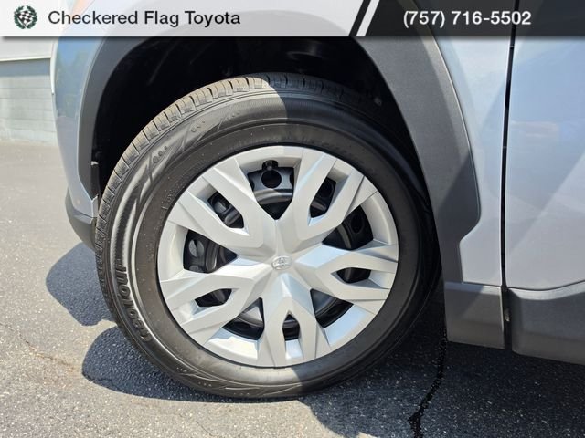 Used 2024 Sonic Silver Toyota L image 9