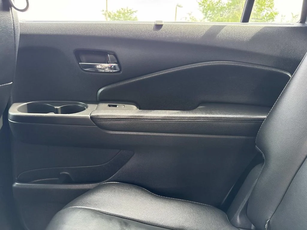 Used 2019  Honda Touring image 17