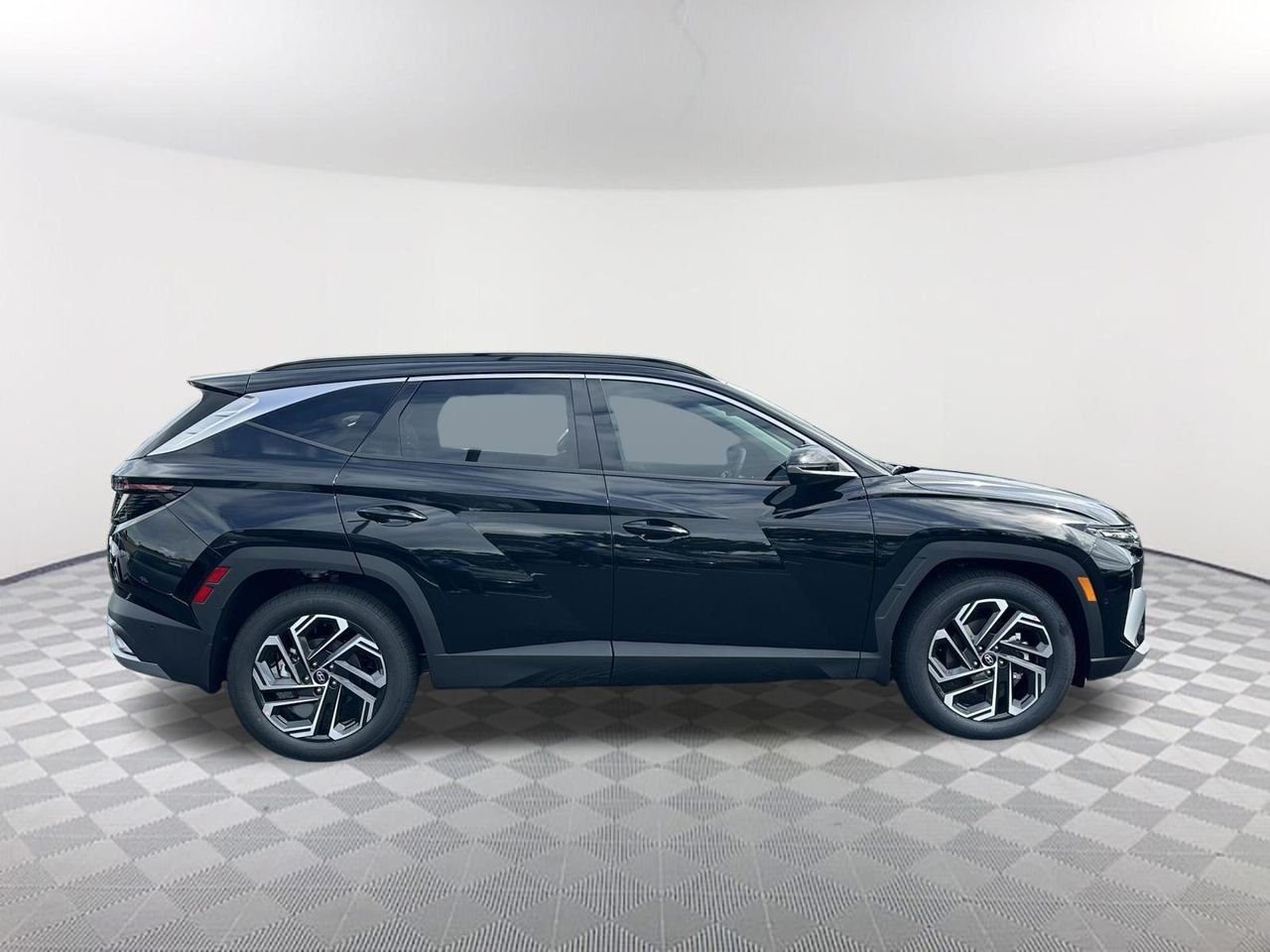 New 2026 Phantom Black Hyundai Limited image 4