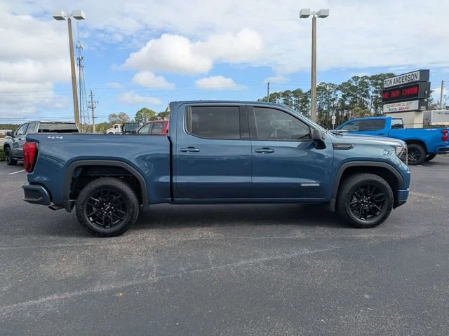 Used 2024 Downpour Metallic GMC Elevation image 3
