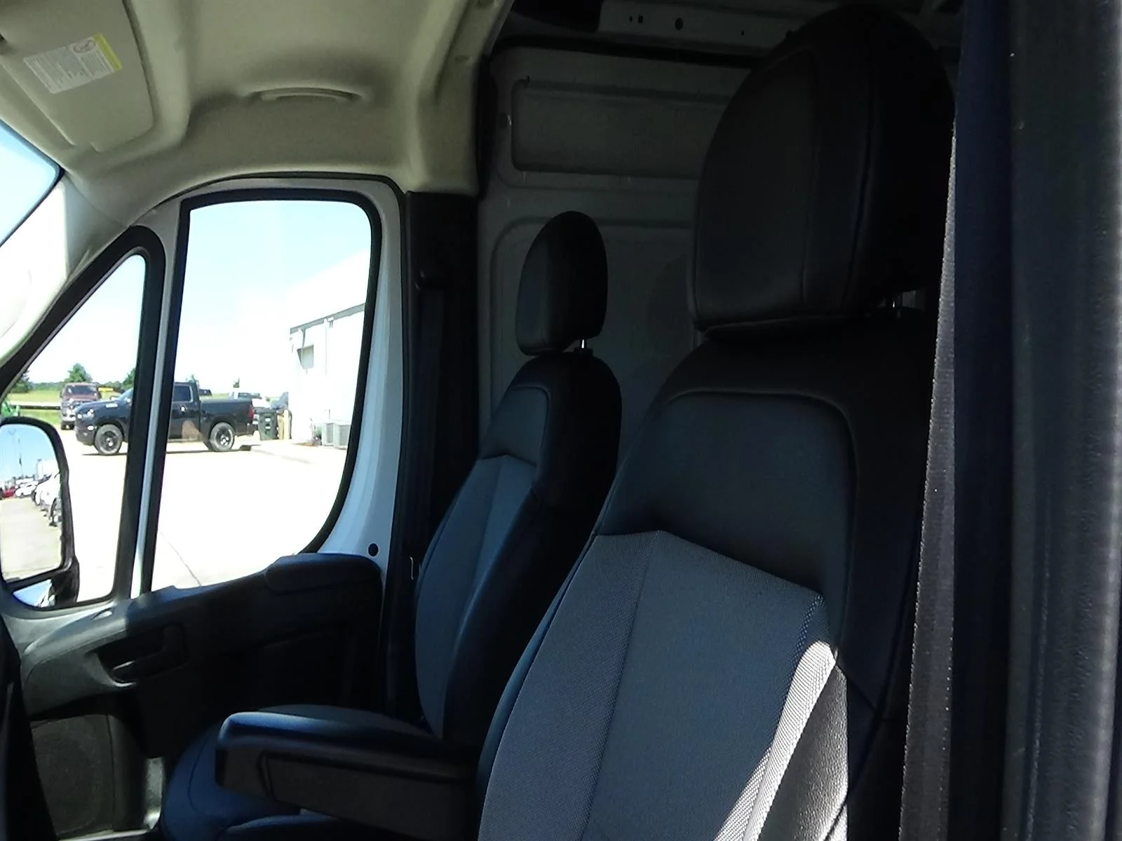 Used 2026 Bright White Clear Coat (pw7) RAM Tradesman 2500 image 14