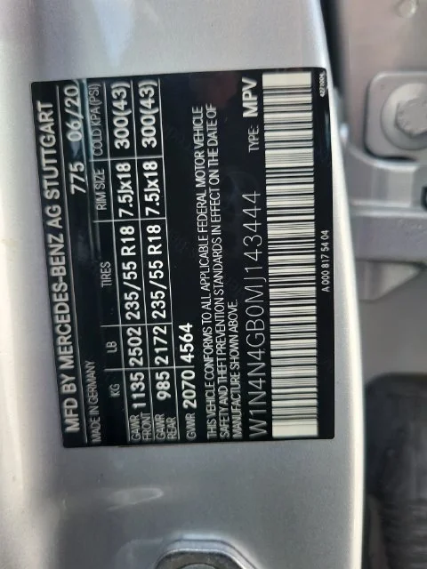 Used 2021 Silver Mercedes-Benz GLA 250 image 30