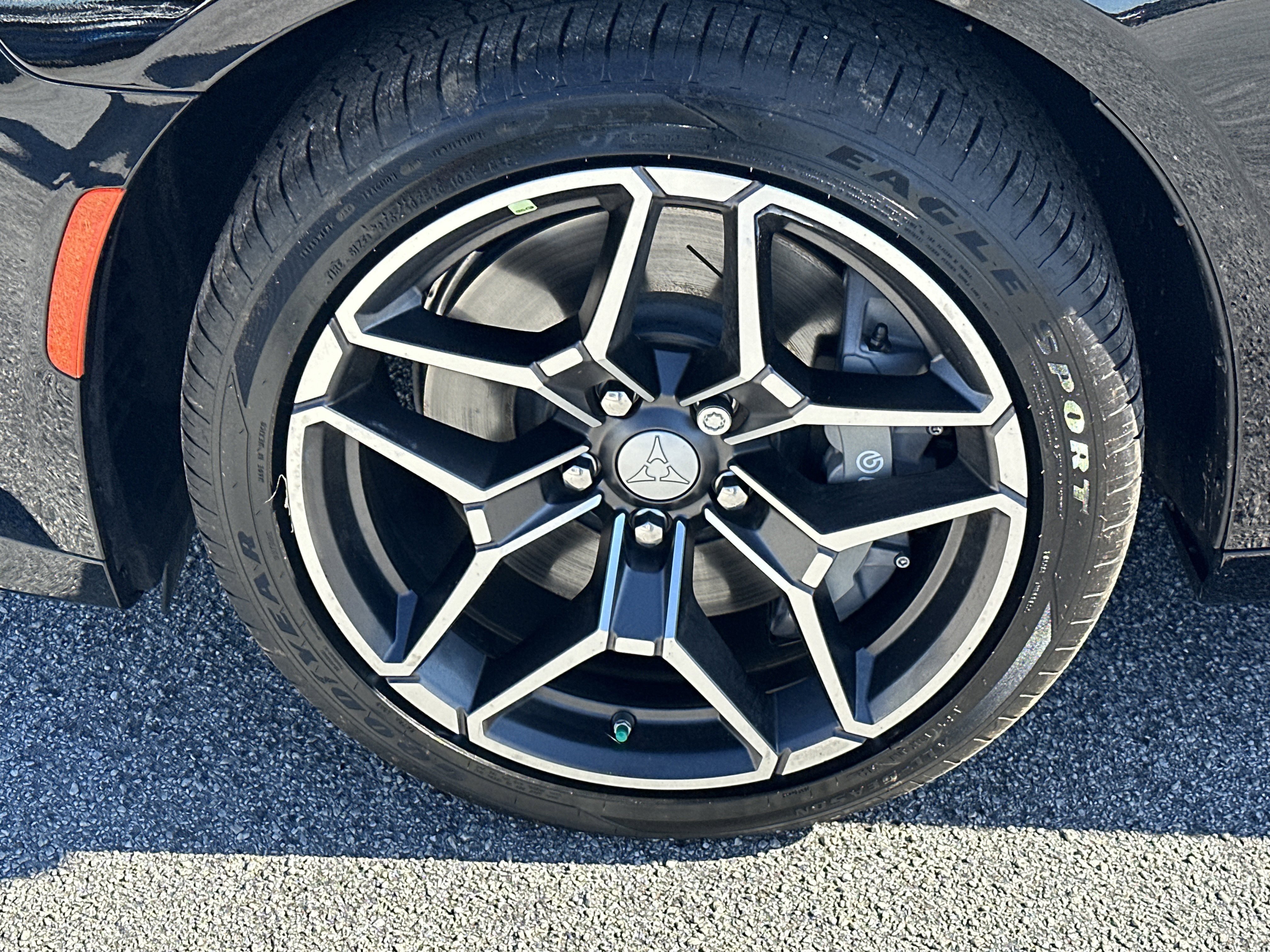 New 2026 Diamond Black Crystal Pearlcoat Dodge Scat Pack image 12
