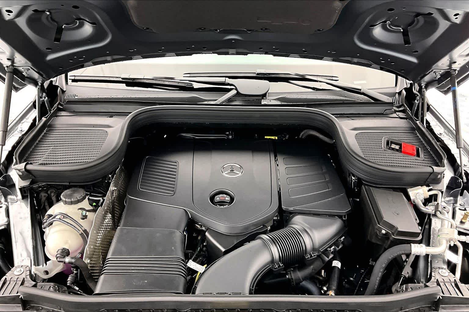 New 2026 Selenite Grey Metallic Mercedes-Benz GLE 350 image 9