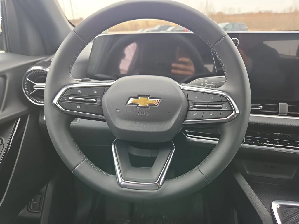 2026 Chevrolet Equinox LT - Photo 12
