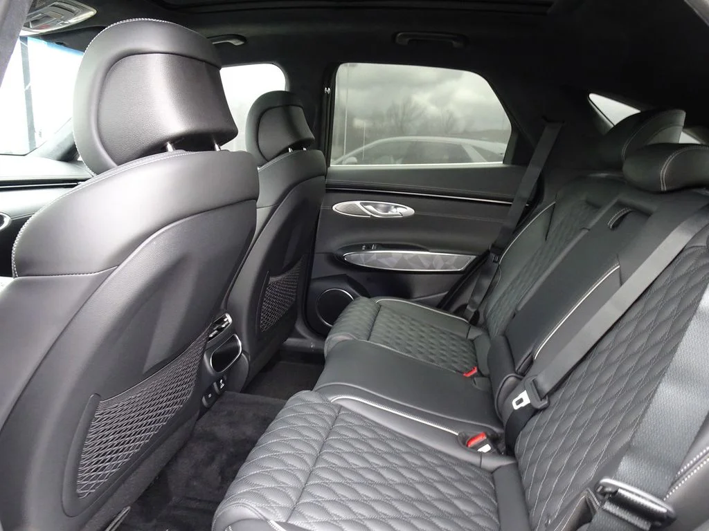 2025 GENESIS GV70 Sport - Photo 14
