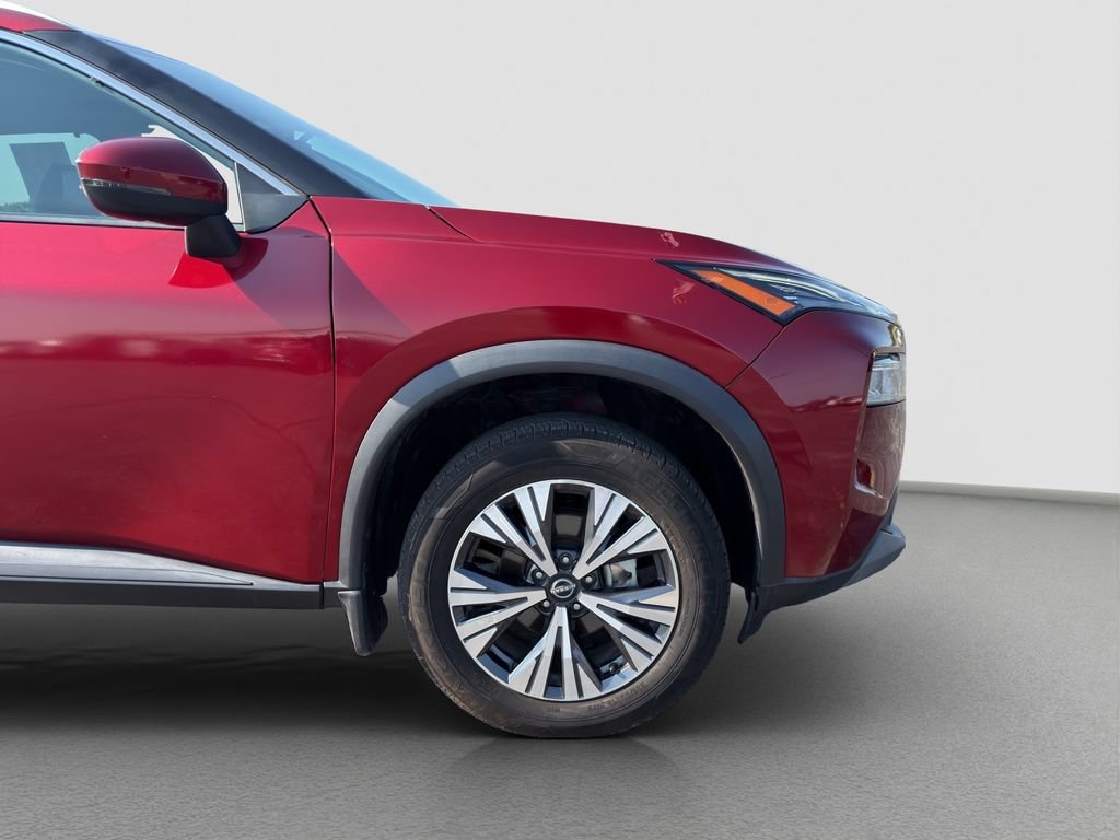Used 2022 Red Nissan SV FWD image 23