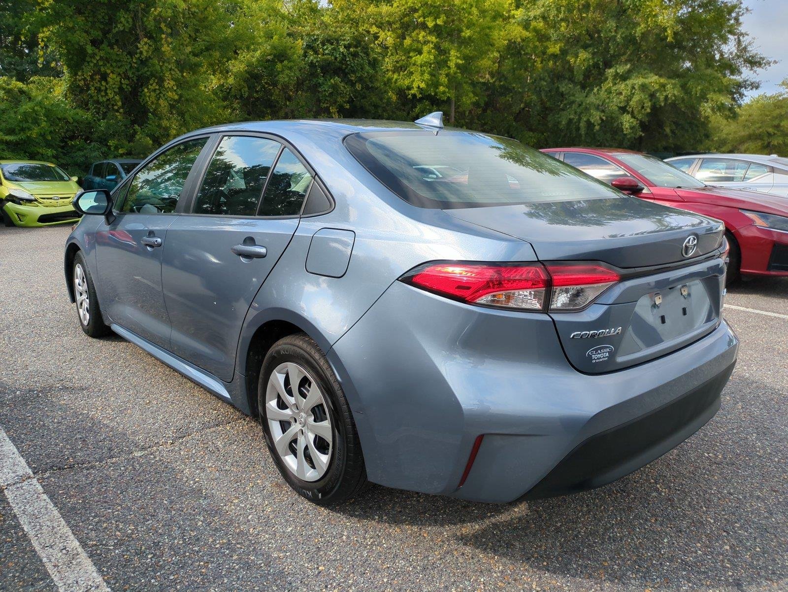 Used 2024  Toyota LE image 5