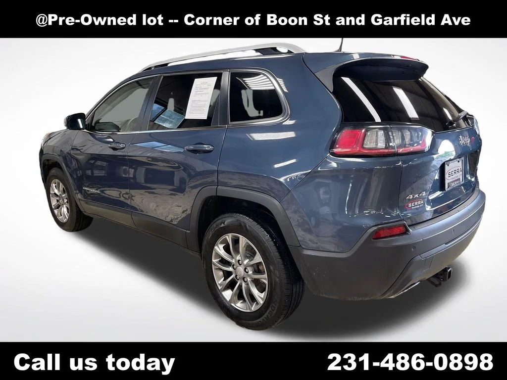 Used 2019 Blue Jeep Latitude Plus image 5