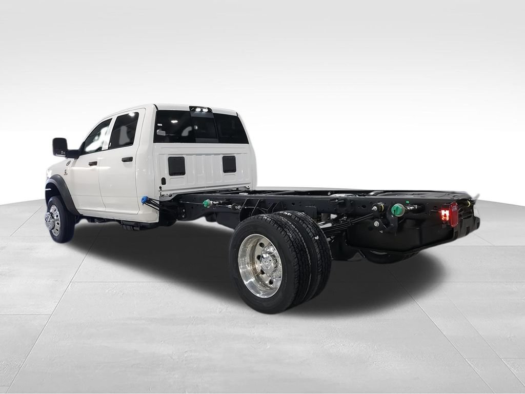 New 2026 Bright White Clear-Coat Exterior Paint RAM Tradesman image 6
