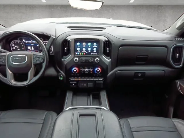 Used 2022 White GMC Denali image 20