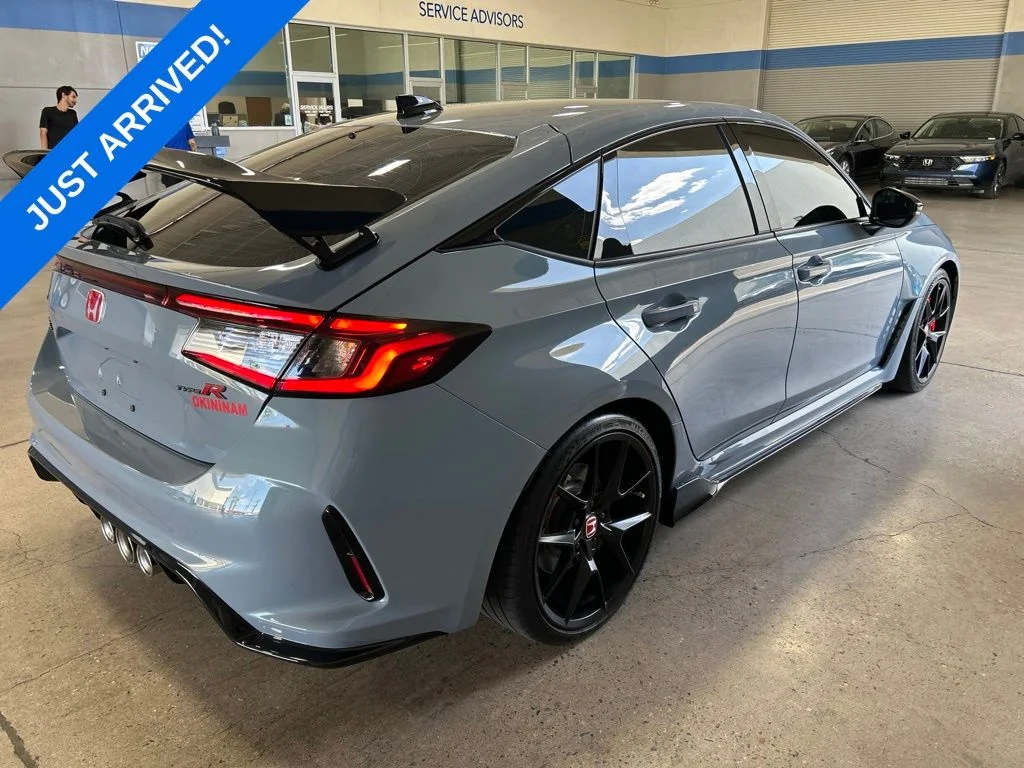Certified Used 2023 Sonic Gray Pearl Honda  image 3