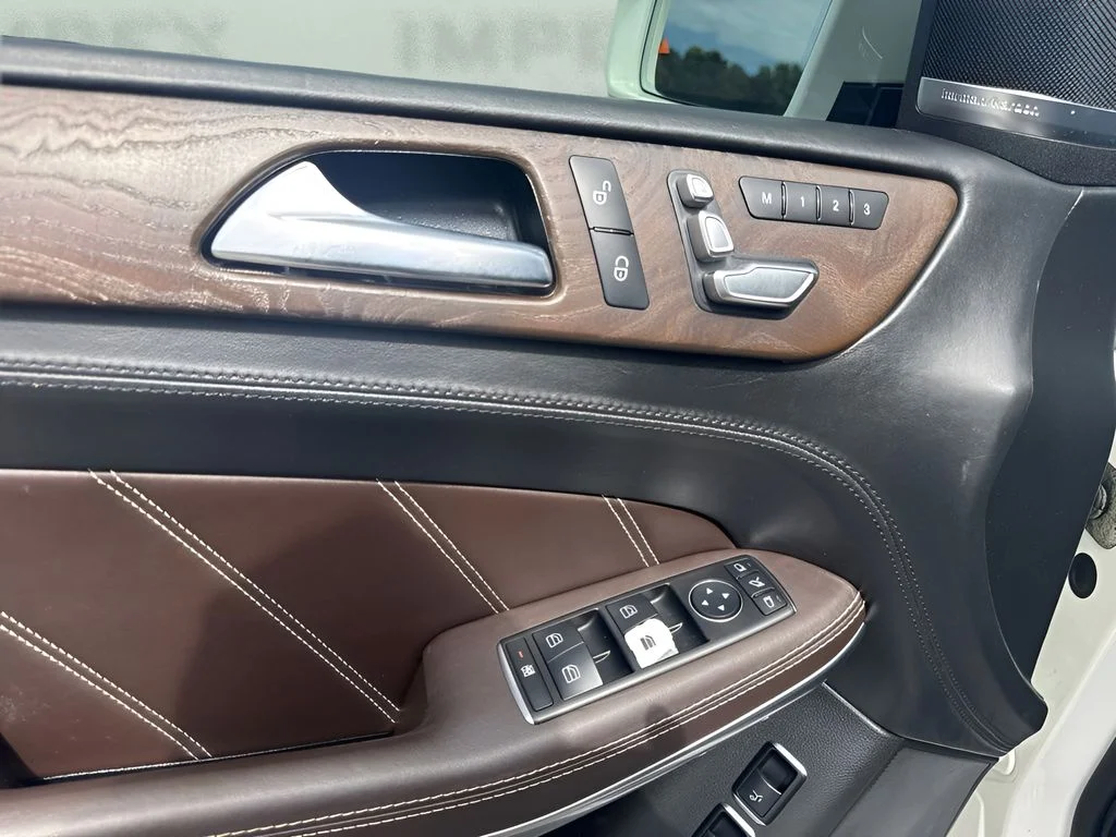 Used 2017  Mercedes-Benz GLS 63 AMG® image 25