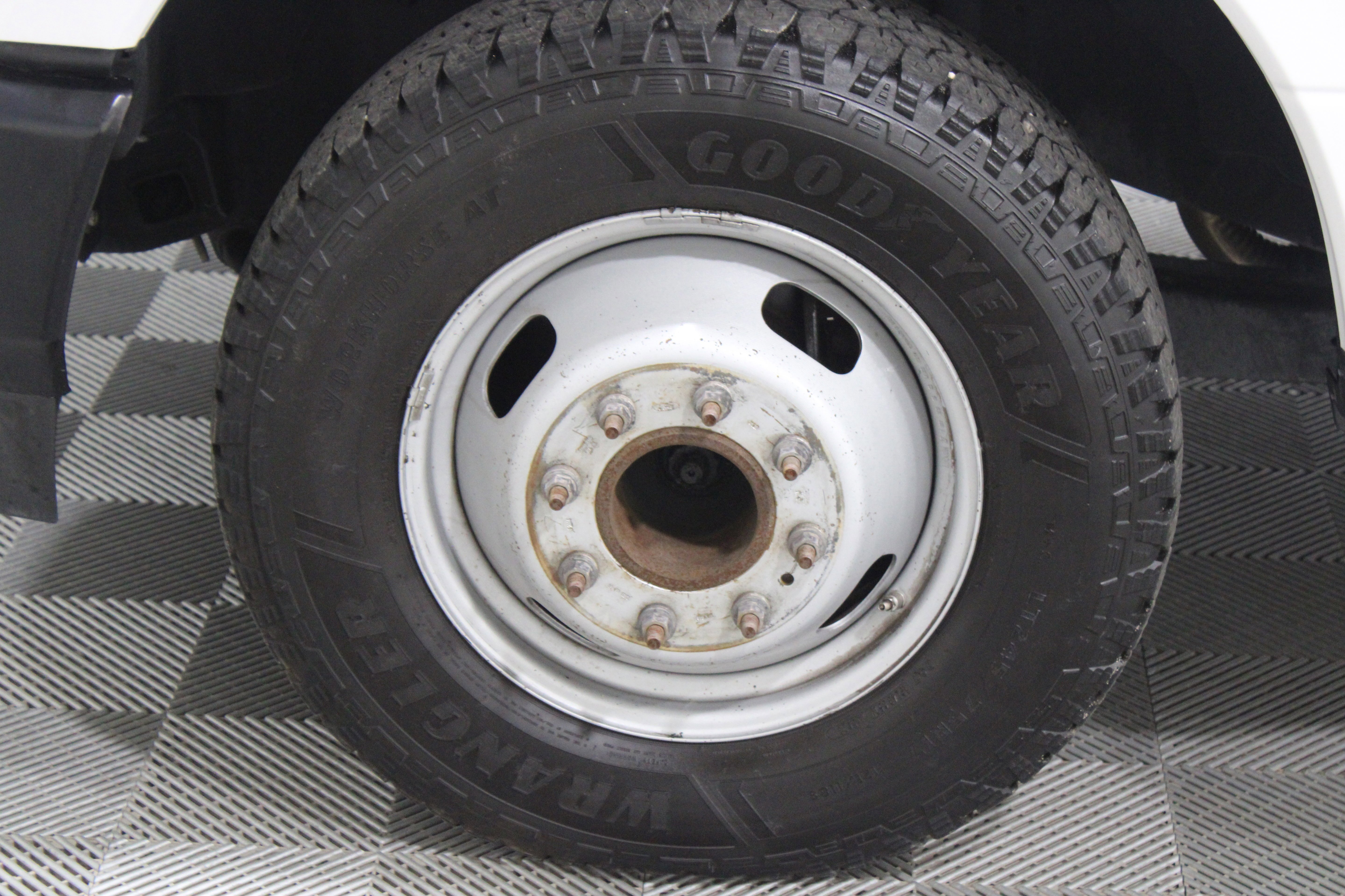 2020 Ford F-350 Super Duty Chassis Cab XL - Photo 30