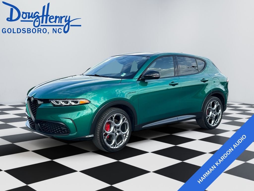 Used 2024 Green Alfa Romeo Veloce image 1