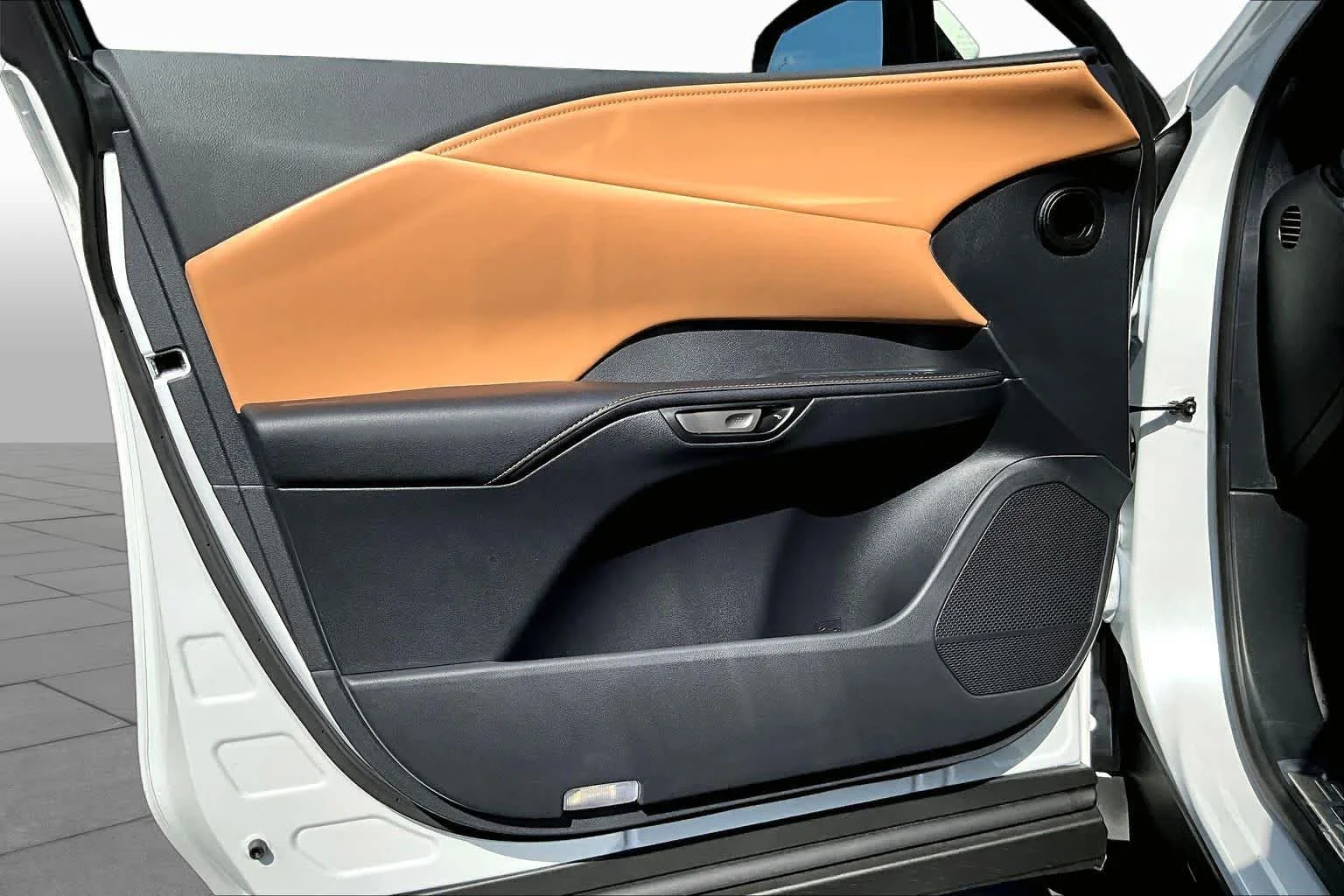 New 2026 Eminent White Pearl Lexus PREMIUM image 16