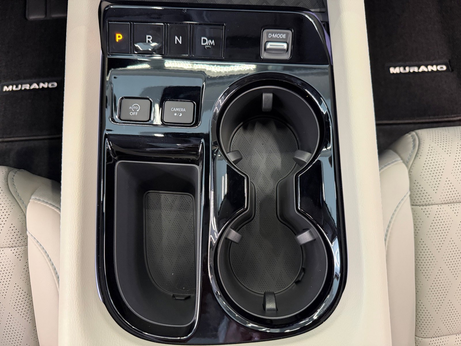 New 2026 Champagne Silver Metallic Nissan Platinum image 24
