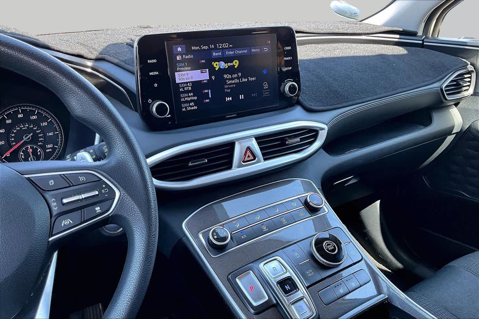 Used 2021 Shimmering Silver Hyundai SEL image 7