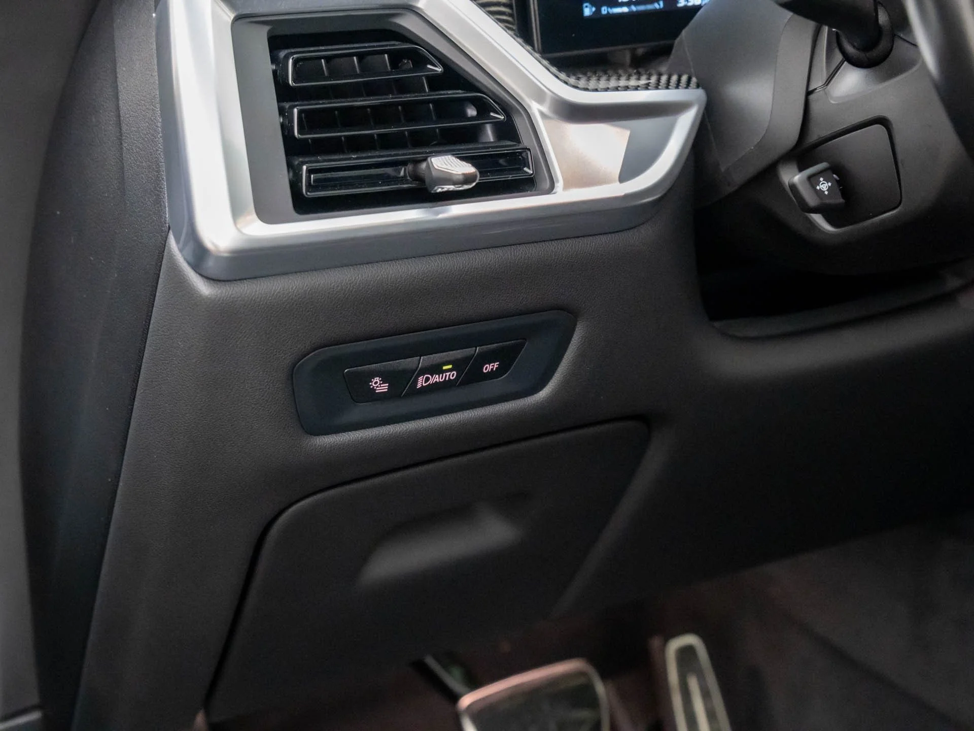 Certified Used 2024 Gray BMW M60i image 21