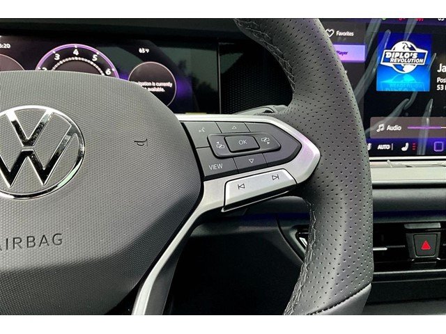 New 2026 Deep Black Pearl Volkswagen 2.0T SE R-Line Black image 10