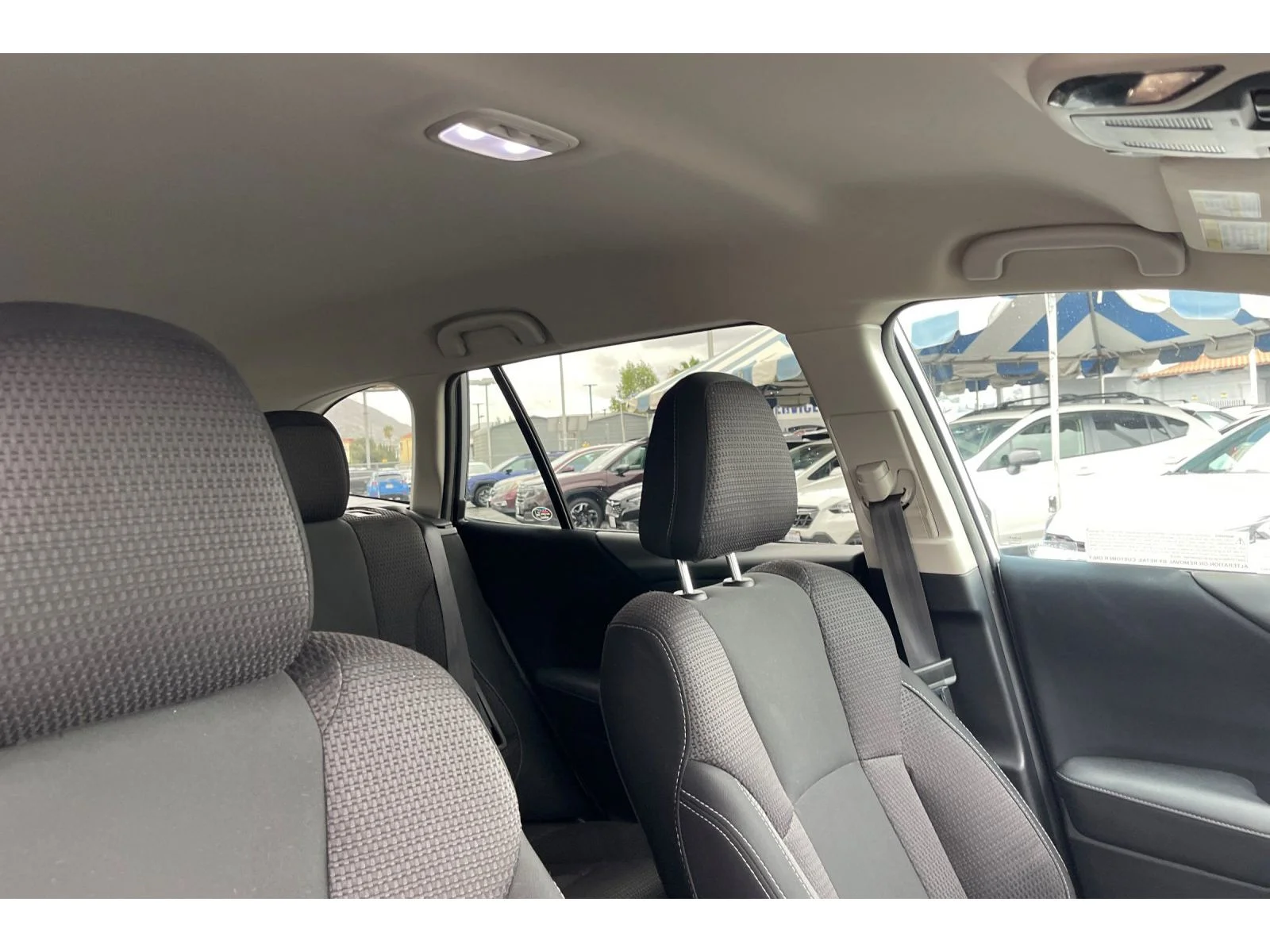 Used 2024 ICE SILVER METALL Subaru Premium image 20