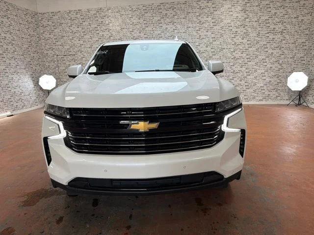 Used 2022 Iridescent Pearl Tricoat Chevrolet High Country image 2