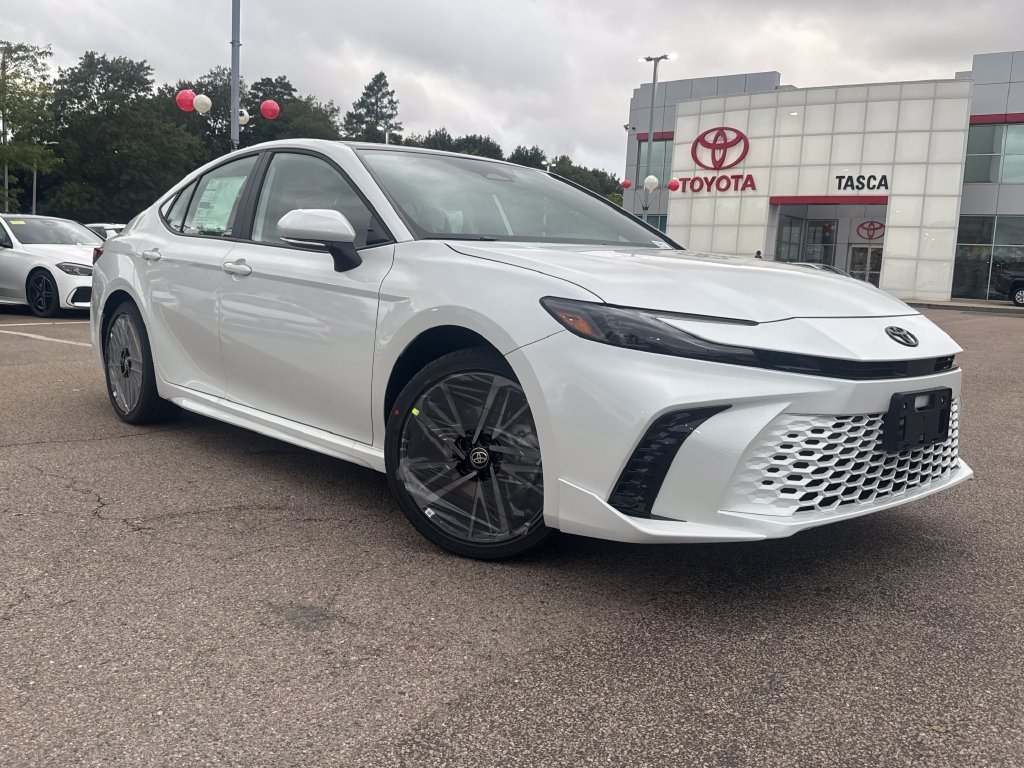 New 2026 Wind Chill Pearl Toyota XSE image 1