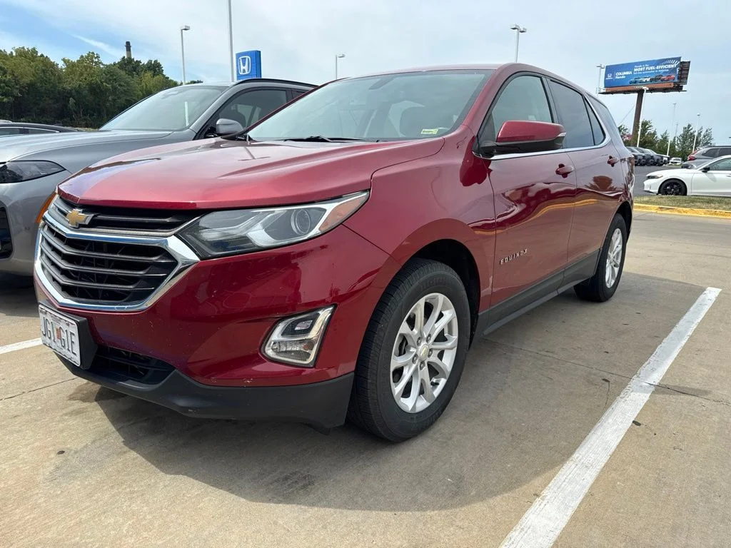Used 2018 Red Chevrolet LT image 2