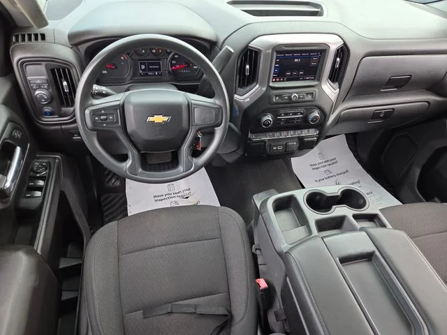 Used 2022 White Chevrolet Custom image 7