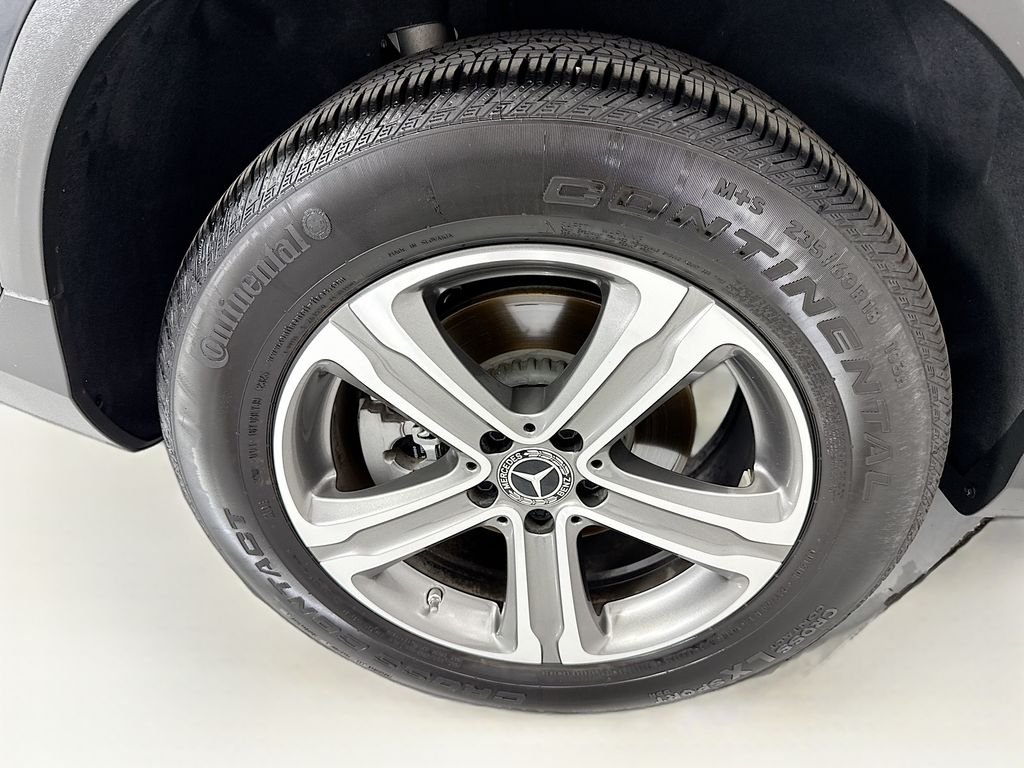 Certified Used 2022  Mercedes-Benz GLC 300 image 31