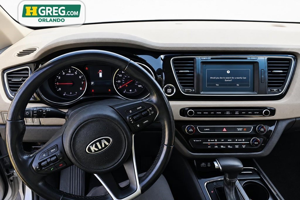Used 2018 Silky Silver Kia SX-L image 10