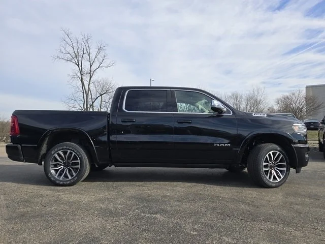 New 2026 Diamond Black Crystal Pearlcoat Ram Limited image 38